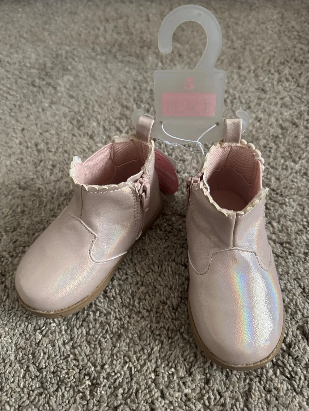The Children’s Place Toddler Girls First Steps Scalloped Chelsea Boots Size 5